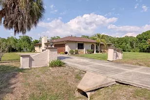 3927 Desoto Rd, Sarasota, FL 34235 - Photo 10