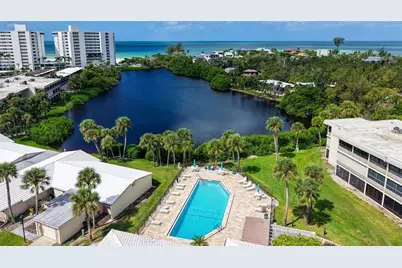 225 Hourglass Way #202, Sarasota, FL 34242 - Photo 38