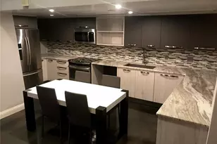 2760 Coconut Bay Ln Ln, Sarasota, FL 34237 - Photo 16