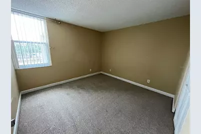 2760 Coconut Bay Ln Lane #237, Sarasota, FL 34237 - Photo 10