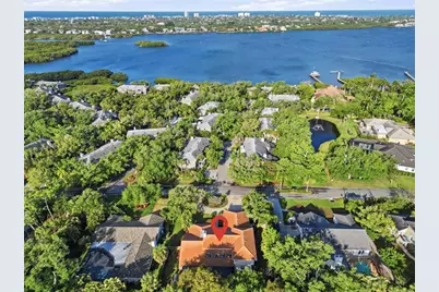 4937 Landings Court, Sarasota, FL 34231 - Photo 32