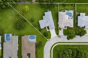 3022 45th Way E, Bradenton, FL 34203 - Photo 2