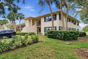 7130 Fairway Bend Ln, Sarasota, FL 34243 - Photo 4