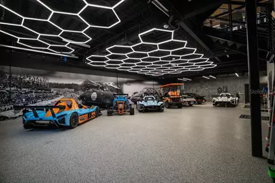 7045 N Tamiami Trail #205, Sarasota, FL 34243 - Photo 16