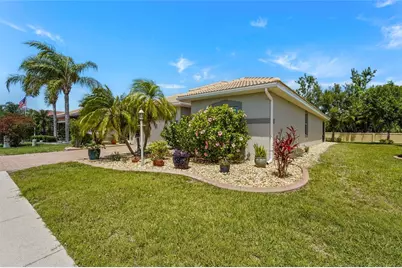 6240 Falcon Lair Drive, North Port, FL 34287 - Photo 18