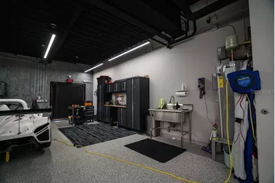 7045 N Tamiami Trail #207, Sarasota, FL 34243 - Photo 14