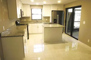 17455 Overhill Dr, Fort Myers, FL 33908 - Photo 4