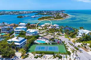 723 Key Royale Dr, Holmes Beach, FL 34217 - Photo 76