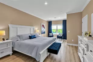 5589 Cannes Cir, Sarasota, FL 34231 - Photo 18