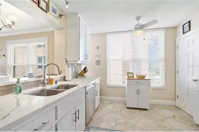 4480 Fairways Boulevard #410, Bradenton, FL 34209 - Photo 12