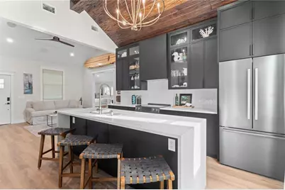 217 9th Street E, Bradenton, FL 34208 - Photo 8