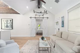 217 9th St E, Bradenton, FL 34208 - Photo 6