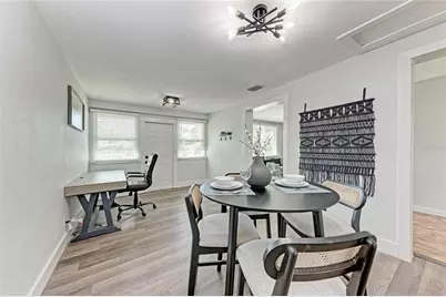 339 Suwanee Avenue, Sarasota, FL 34243 - Photo 10