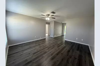 518 Briarwood Road, Venice, FL 34293 - Photo 2