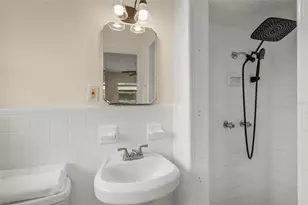 5903 Murdock Ave, Sarasota, FL 34231 - Photo 22