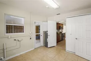 5903 Murdock Ave, Sarasota, FL 34231 - Photo 38