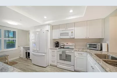 9320 Clubside Circle #2106, Sarasota, FL 34238 - Photo 12