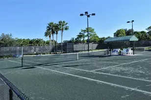 9320 Clubside Cir, Sarasota, FL 34238 - Photo 48