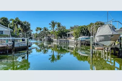 558 Venice Lane, Sarasota, FL 34242 - Photo 78