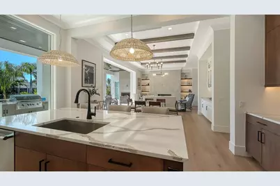 558 Venice Lane, Sarasota, FL 34242 - Photo 18