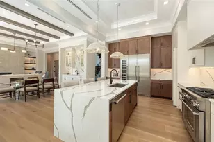 558 Venice Ln, Sarasota, FL 34242 - Photo 20