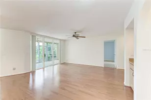 6101 34th Street W, Bradenton, FL 34210 - Photo 10