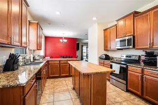 914 Peregrine Hill Pl, Ruskin, FL 33570 - Photo 8