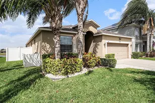 914 Peregrine Hill Pl, Ruskin, FL 33570 - Photo 4