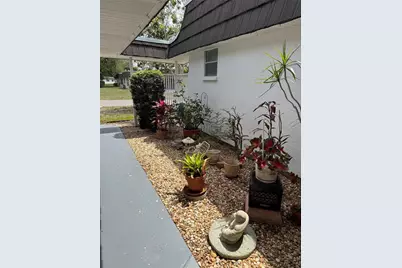 1505 Lakeside Way #153, Sarasota, FL 34232 - Photo 2