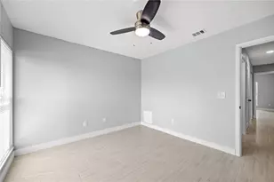 3453 Clark Rd, Sarasota, FL 34231 - Photo 20