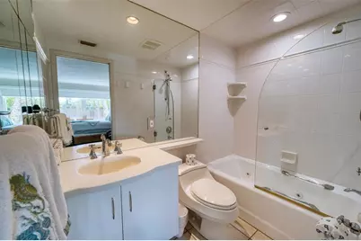 6701 Gulf Of Mexico Drive #332, Longboat Key, FL 34228 - Photo 20