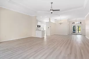 700 Silk Oak Dr, Venice, FL 34293 - Photo 10