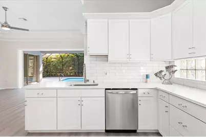 700 Silk Oak Drive, Venice, FL 34293 - Photo 16