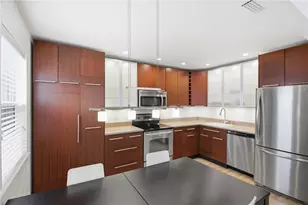 2134 Hively St, Sarasota, FL 34231 - Photo 2