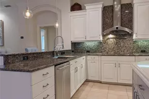 7460 Paurotis Ct, Sarasota, FL 34241 - Photo 16