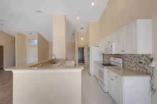 8976 Whitemarsh Ave, Sarasota, FL 34238 - Photo 30