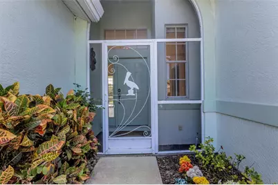 8976 Whitemarsh Avenue, Sarasota, FL 34238 - Photo 6