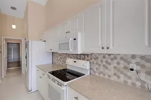 8976 Whitemarsh Ave, Sarasota, FL 34238 - Photo 24