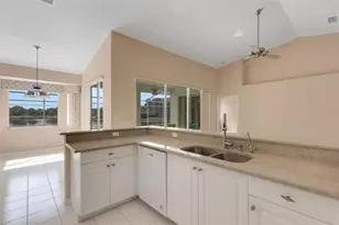 8976 Whitemarsh Ave, Sarasota, FL 34238 - Photo 26