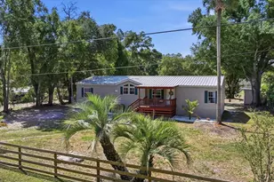 6125 Shirley Ave, Gibsonton, FL 33534 - Photo 2