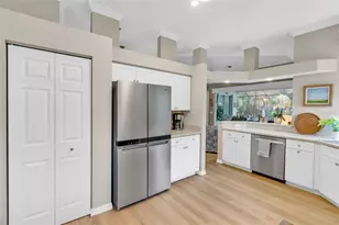 542 Misty Pine Dr, Venice, FL 34292 - Photo 22
