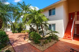 6708 Sarasea Cir, Sarasota, FL 34242 - Photo 2