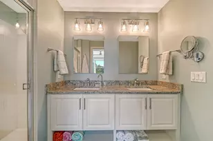 9641 Castle Point Dr, Sarasota, FL 34238 - Photo 24