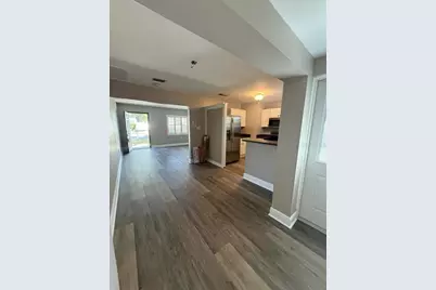 3128 W Powhatan Avenue, Tampa, FL 33614 - Photo 2