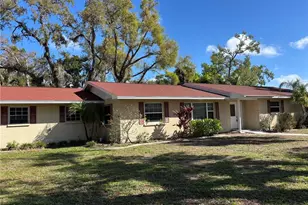 2012 5th St W, Palmetto, FL 34221 - Photo 2