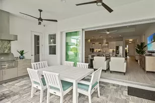 10125 Crystal Isles Cir, Sarasota, FL 34241 - Photo 28