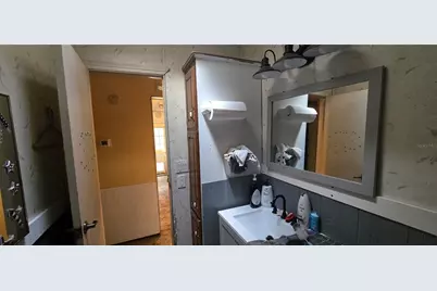 1329 NW 18th Way, Bell, FL 32619 - Photo 8