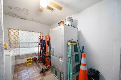 902 27th Street E, Bradenton, FL 34208 - Photo 22