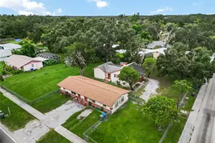 902 27th St E, Bradenton, FL 34208 - Photo 10