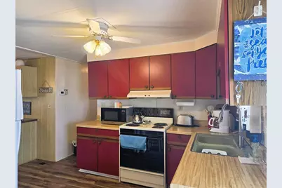 3226 Sweet Gum Terrace, Sarasota, FL 34237 - Photo 10